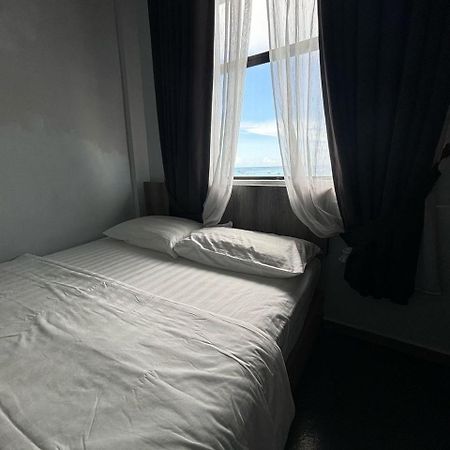The Room Inn - Pasir Panjang Kampung Kuala Besut Bagian luar foto